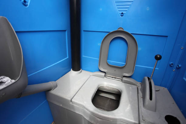 Best Porta potty rental near me  in Osceola, WI